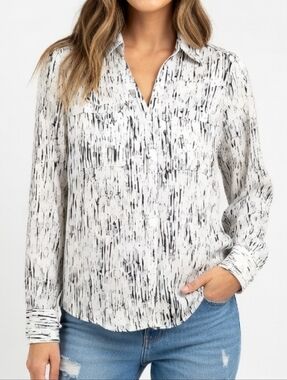 Express Women's Black And White Slim Fit Shirt (Size:xs)